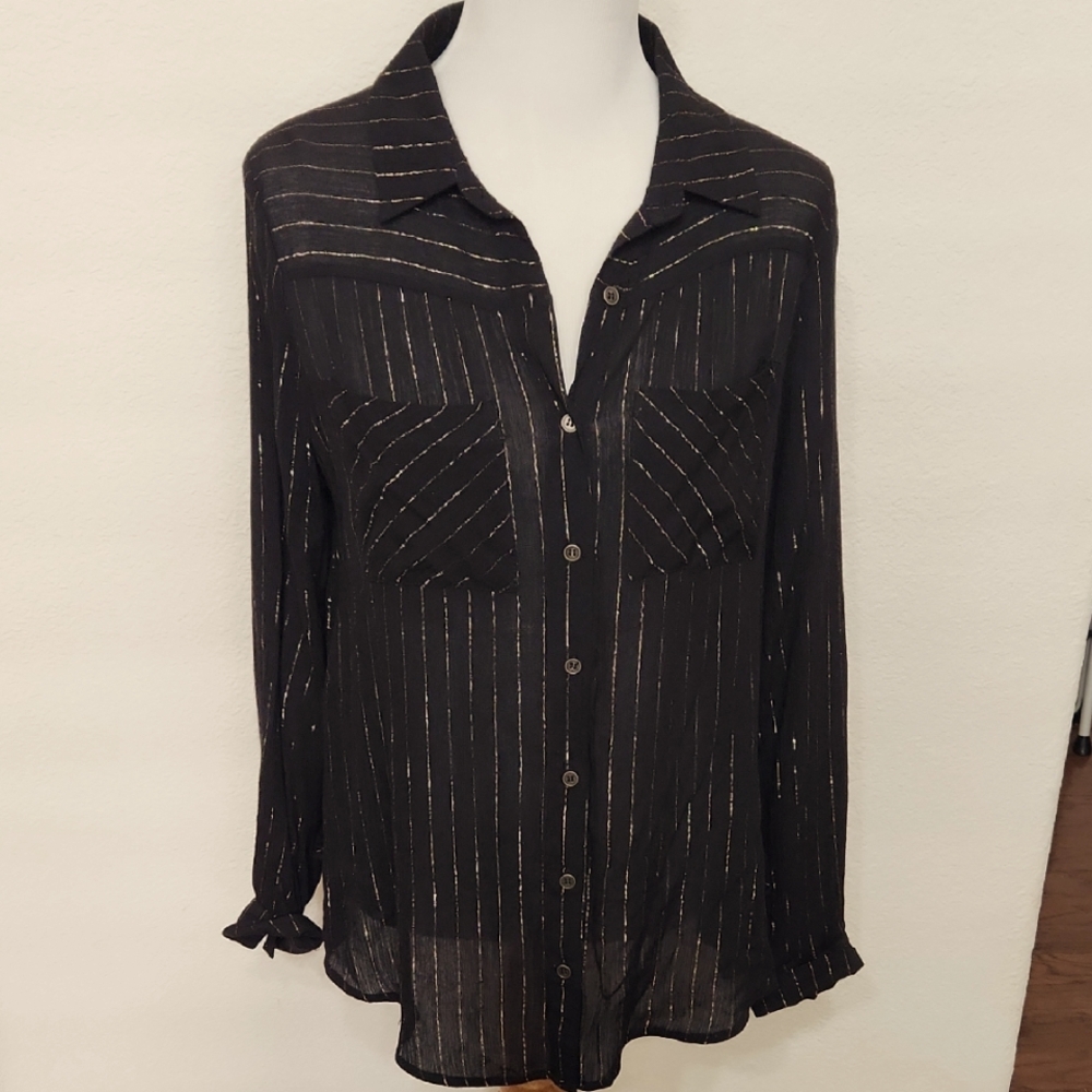 Umgee Black Button Up Small